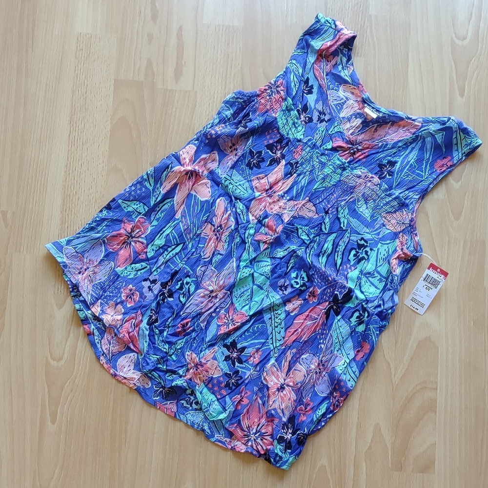 BRAND NEW! Sleeveless Floral Top - Lightweight - Blue, Pink, Navy, White - Small